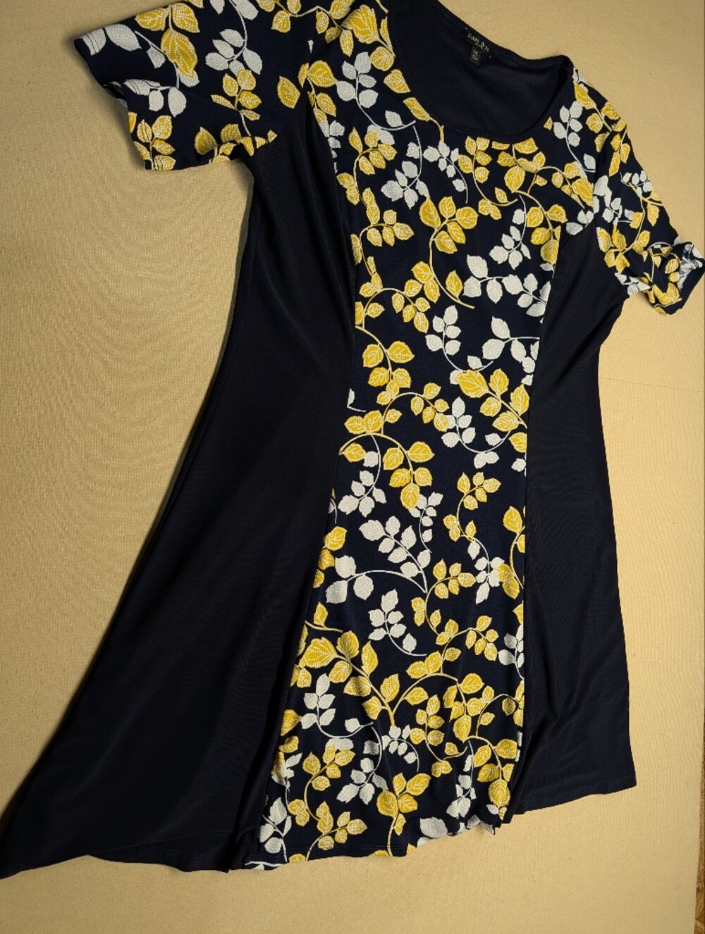 Sami & Jo Women's Dress Petite XL Solid Navy With Yellow Floral Inset